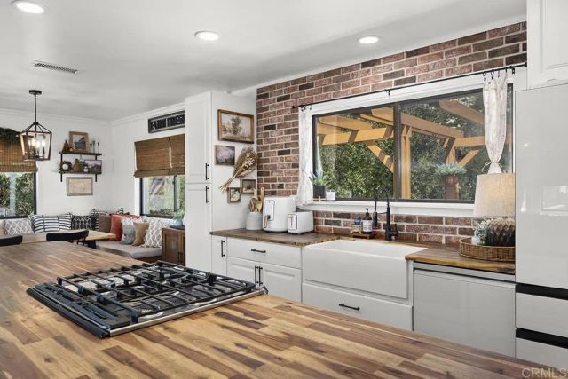 8405 Foothill, Pine Valley, CA 91962