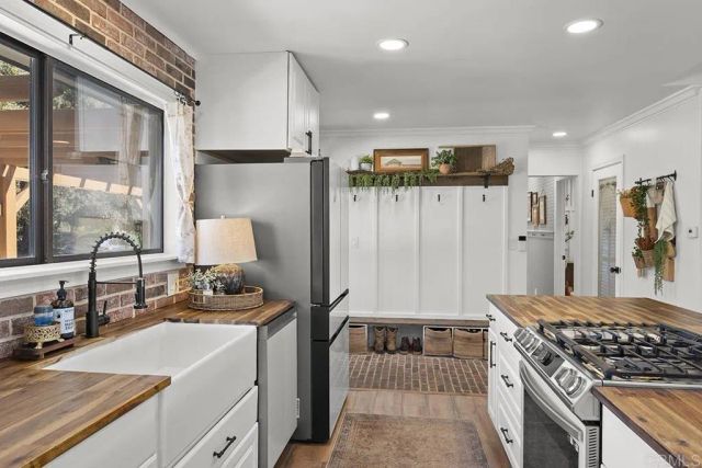 8405 Foothill, Pine Valley, CA 91962