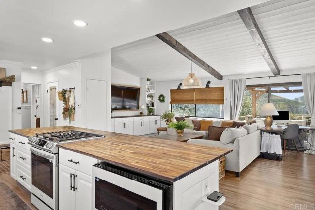 8405 Foothill, Pine Valley, CA 91962