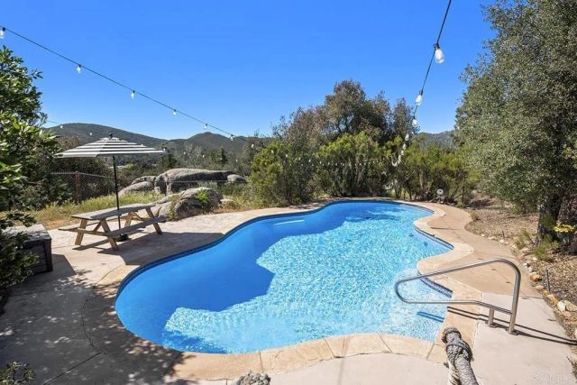 8405 Foothill, Pine Valley, CA 91962