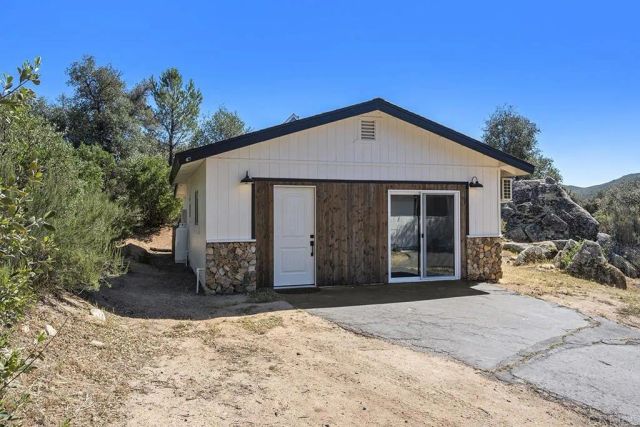 8405 Foothill, Pine Valley, CA 91962