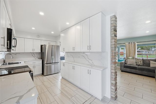 6212 WILLOW OAK LANE, Orlando, FL 32809