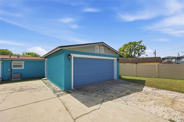 6212 WILLOW OAK LANE, Orlando, FL 32809