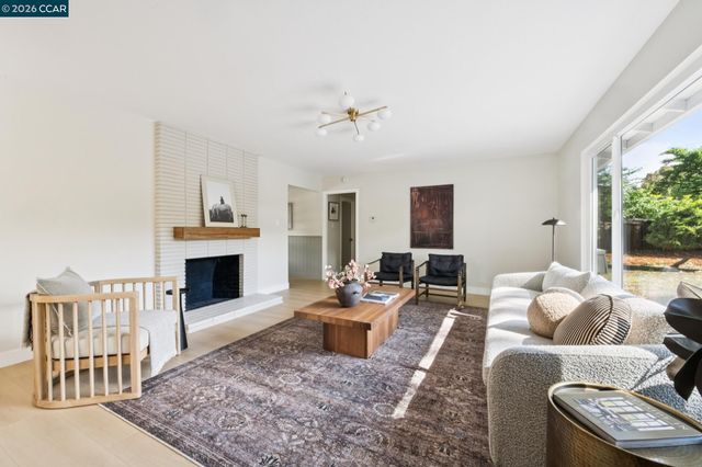 457 Nora Court, Walnut Creek, CA 94597