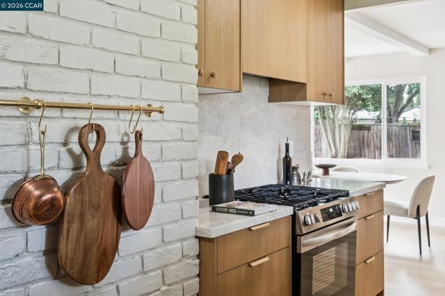 457 Nora Court, Walnut Creek, CA 94597