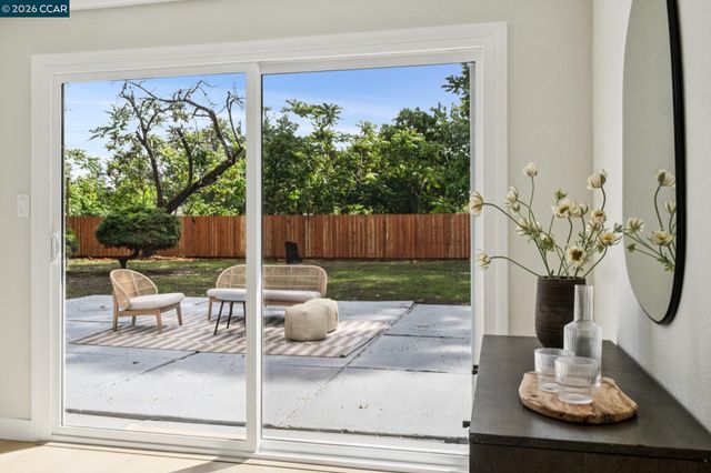 457 Nora Court, Walnut Creek, CA 94597