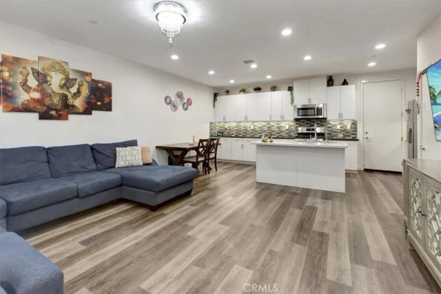 13 Savannah, Lake Forest, CA 92630