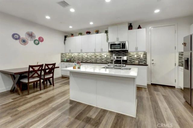 13 Savannah, Lake Forest, CA 92630