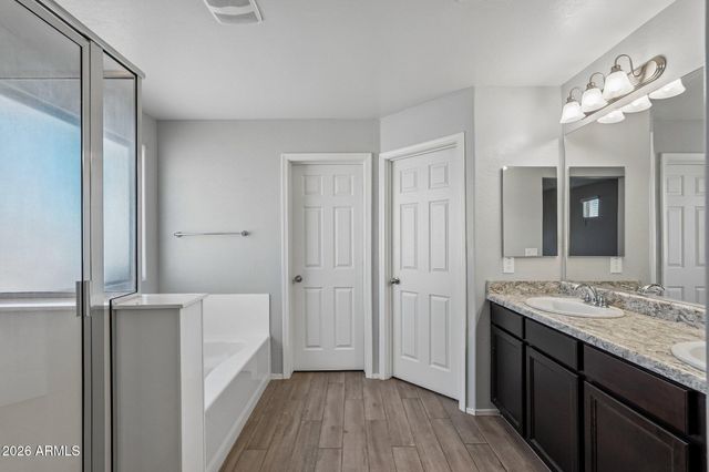 18248 W FOOTHILL Drive, Surprise, AZ 85387