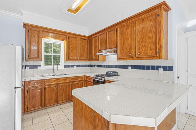 7839 Goode Street B, Houston, TX 77012
