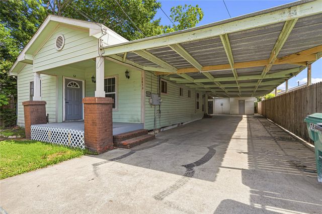 7839 Goode Street B, Houston, TX 77012