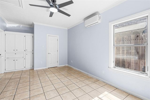 7839 Goode Street B, Houston, TX 77012
