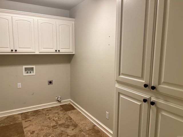 2730 Collins, Conway, AR 72034