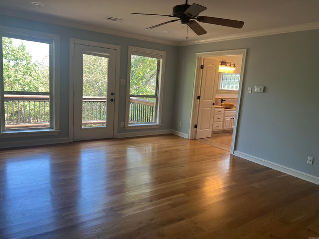 2730 Collins, Conway, AR 72034