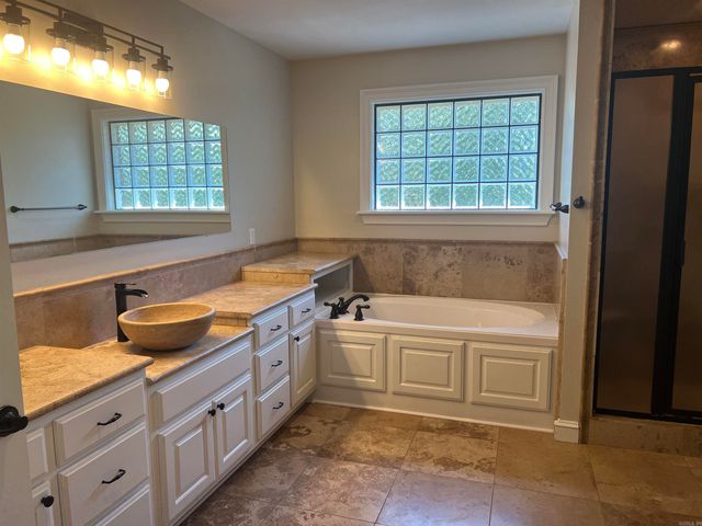 2730 Collins, Conway, AR 72034