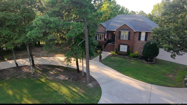 2730 Collins, Conway, AR 72034