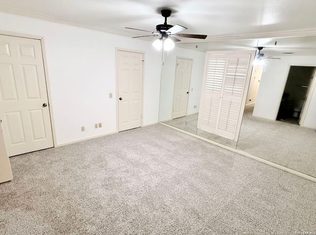 8415 Fredericksburg Rd Apt 1004, San Antonio, TX 78229