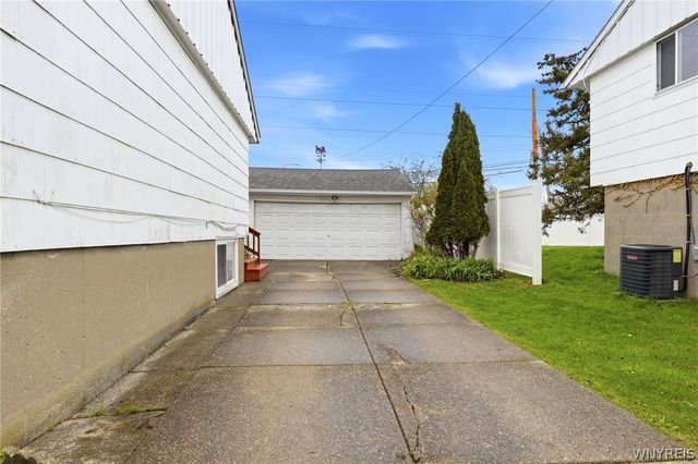 197 Frederick Road, Tonawanda, NY 14150