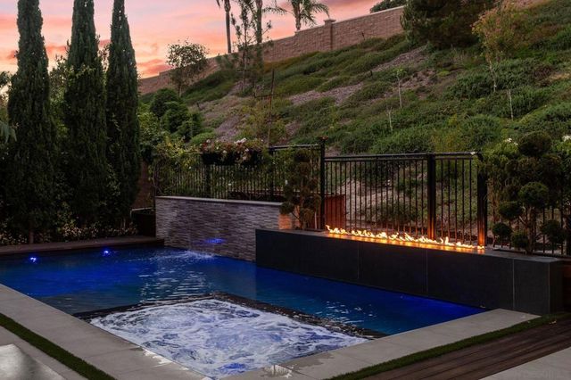 4720 Borden, Carlsbad, CA 92010