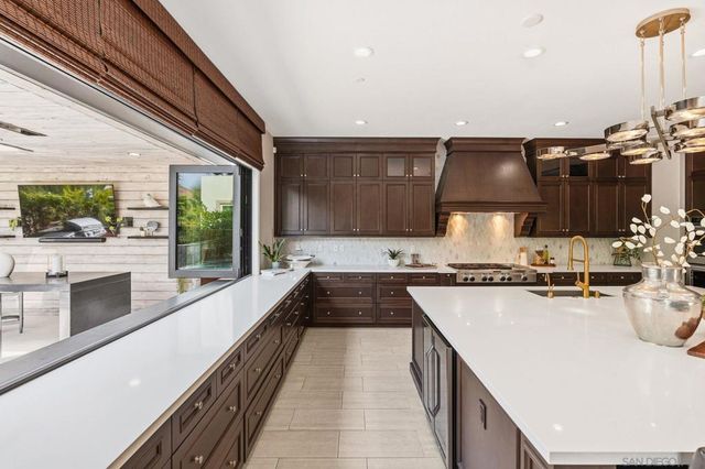 4720 Borden, Carlsbad, CA 92010
