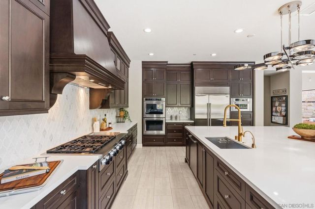 4720 Borden, Carlsbad, CA 92010