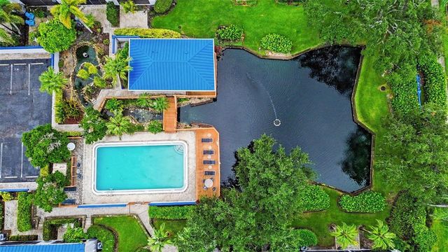 1683 WATERMARK CIRCLE NE, St Petersburg, FL 33702
