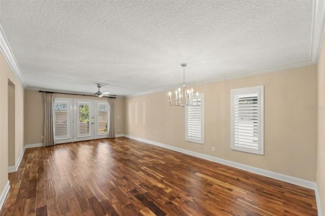 1683 WATERMARK CIRCLE NE, St Petersburg, FL 33702