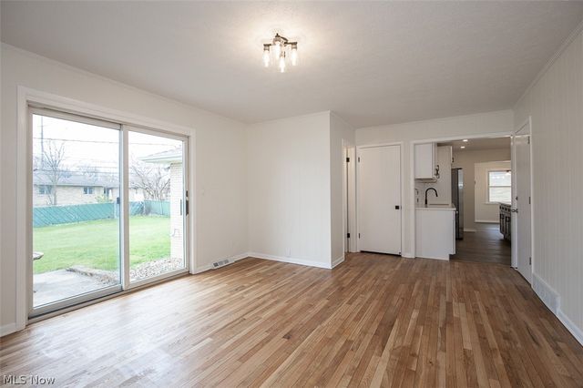 9613 Melody Lane, Brooklyn, OH 44144