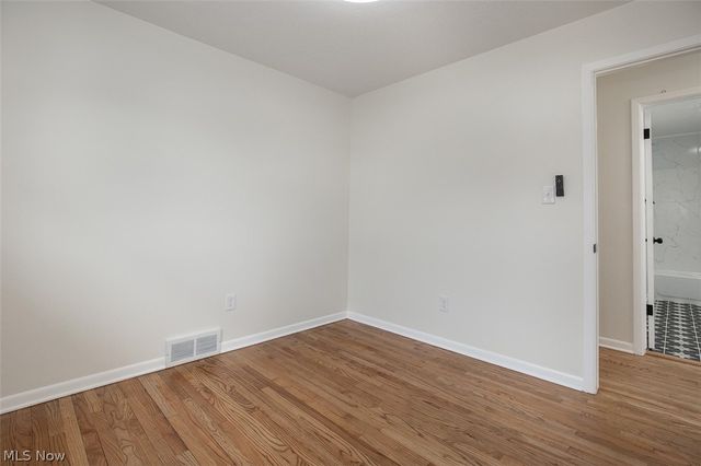 9613 Melody Lane, Brooklyn, OH 44144