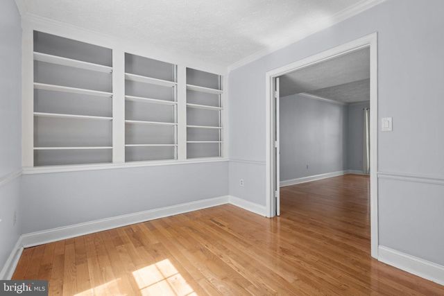 8604 VALLEY DR, Waldorf, MD 20603