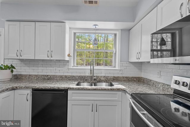 8604 VALLEY DR, Waldorf, MD 20603