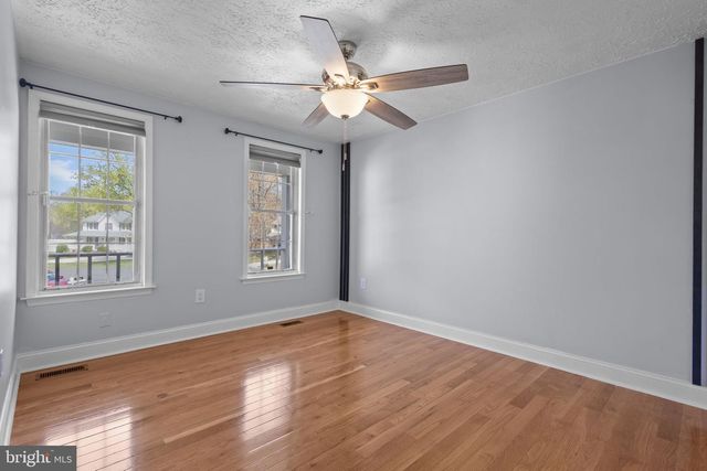 8604 VALLEY DR, Waldorf, MD 20603