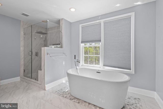 8604 VALLEY DR, Waldorf, MD 20603