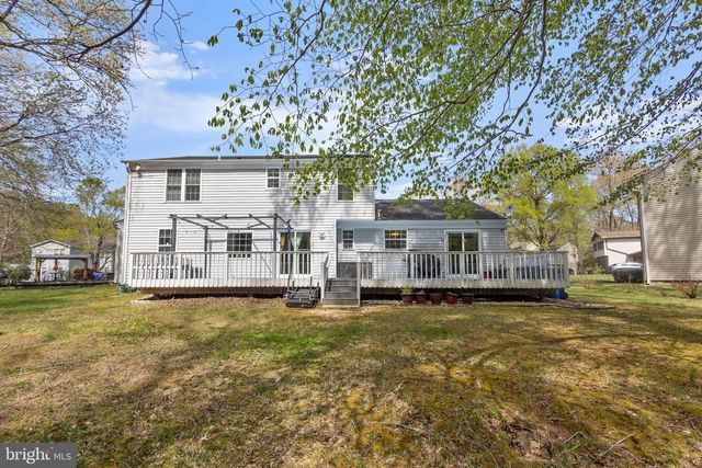 8604 VALLEY DR, Waldorf, MD 20603