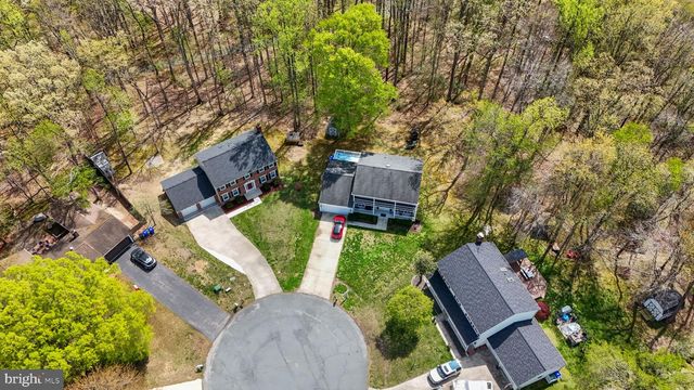8604 VALLEY DR, Waldorf, MD 20603