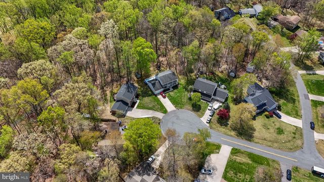 8604 VALLEY DR, Waldorf, MD 20603