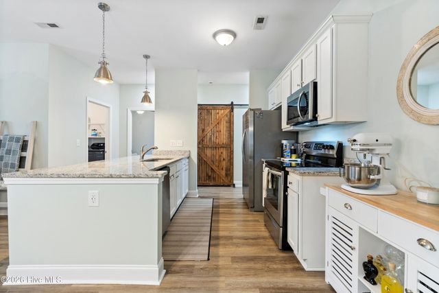 1091 Dan Owen Drive, Hampstead, NC 28443