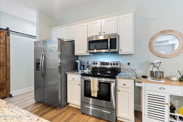 1091 Dan Owen Drive, Hampstead, NC 28443