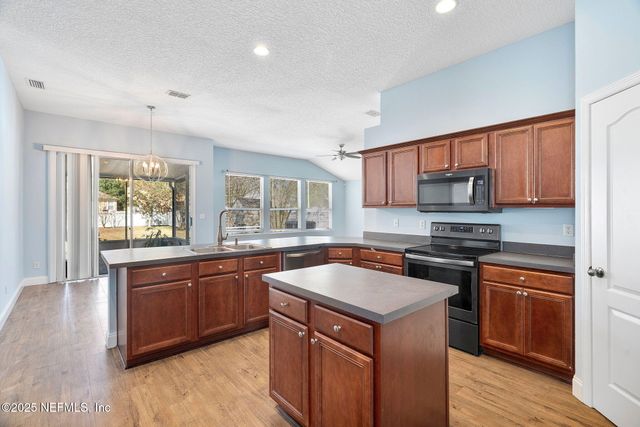 3039 TOWER OAKS Drive, Orange Park, FL 32065