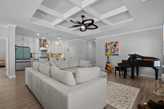 436 McGarry Dr., Myrtle Beach, SC 29588