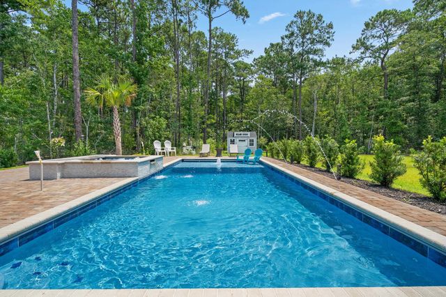 436 McGarry Dr., Myrtle Beach, SC 29588