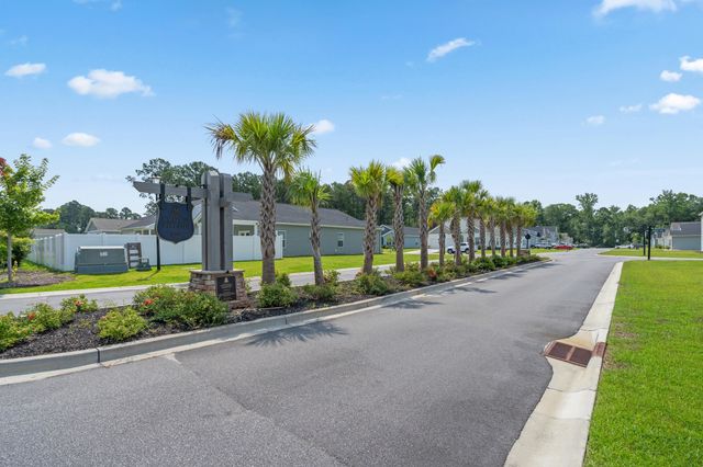 436 McGarry Dr., Myrtle Beach, SC 29588