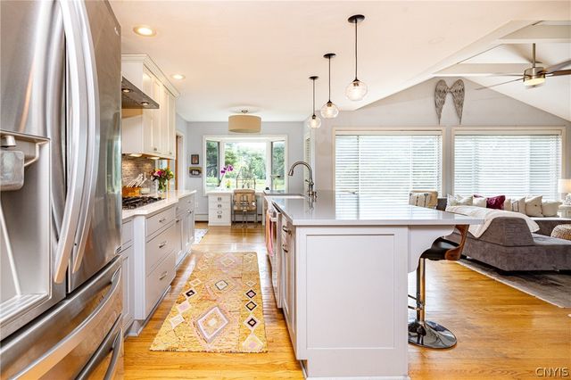 105 East Lake Street, Skaneateles, NY 13152