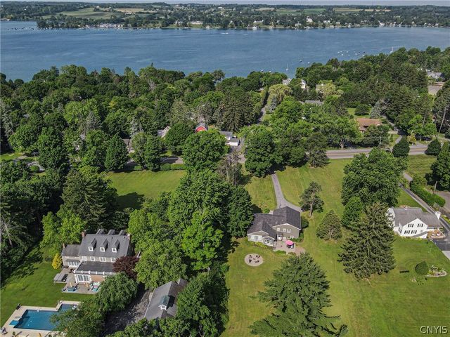 105 East Lake Street, Skaneateles, NY 13152