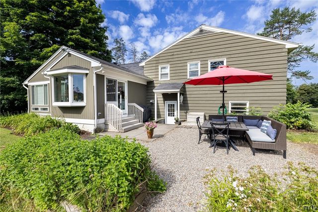 105 East Lake Street, Skaneateles, NY 13152