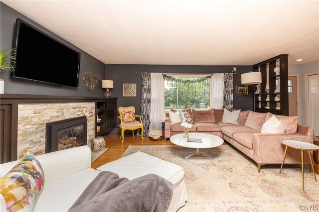 105 East Lake Street, Skaneateles, NY 13152