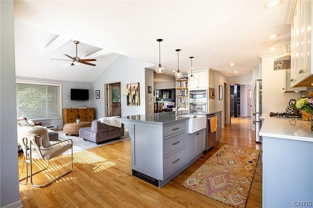 105 East Lake Street, Skaneateles, NY 13152