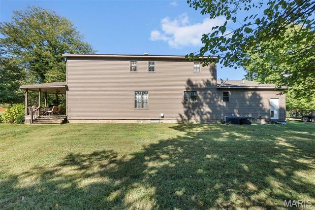 18328 Lake Circle Drive, Dexter, MO 63841