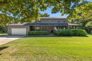 18328 Lake Circle Drive, Dexter, MO 63841