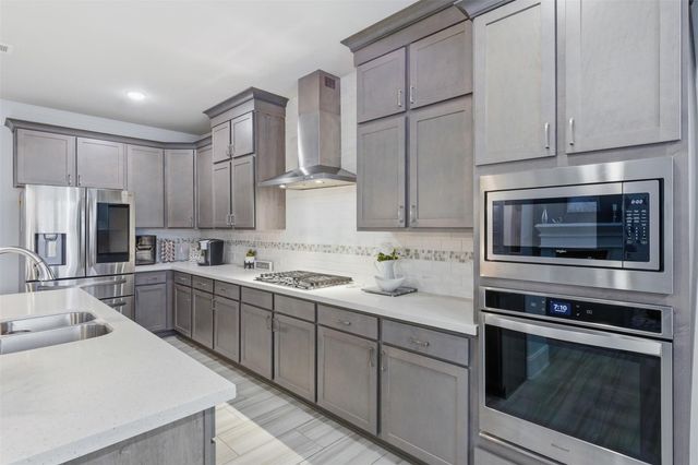 16927 Burke Lake Lane, Houston, TX 77044